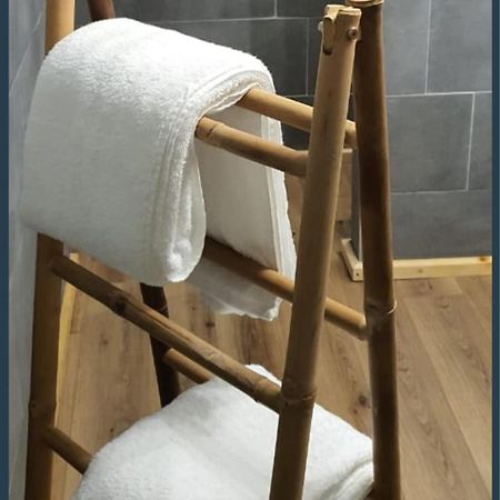 Ananas Coco Bed & Breakfast Салази Екстериор снимка